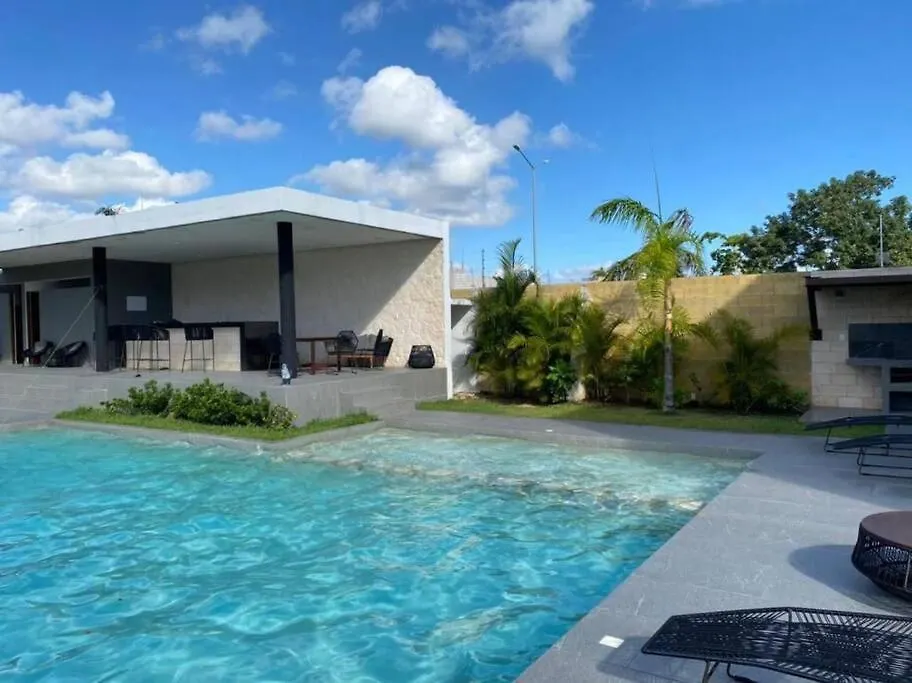 Вилла Casa Nah Ha' Con Jacuzzi, Jardin Y Alberca Плая-дель-Кармен Дом отдыха