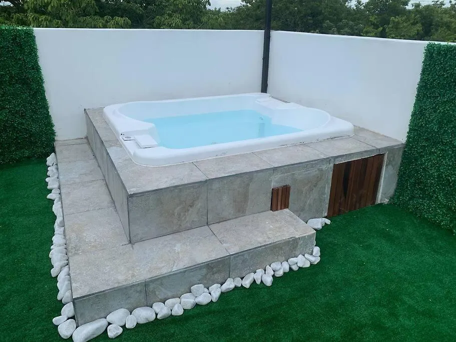 Вилла Casa Nah Ha' Con Jacuzzi, Jardin Y Alberca Плая-дель-Кармен Дом отдыха